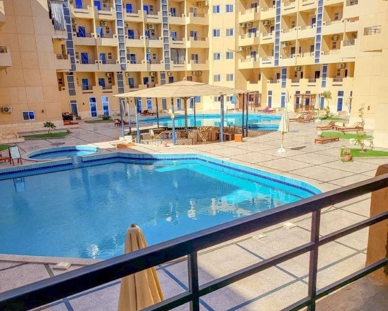 Studio 28m² with a spacious terrace in Hurghada, Egypt