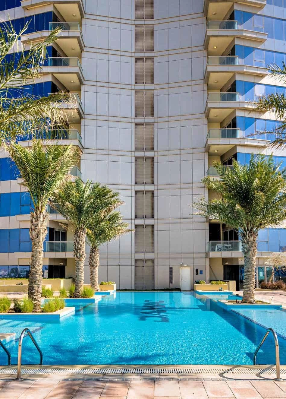 New oceanfront residence with a swimming pool, Lusail, Qatar