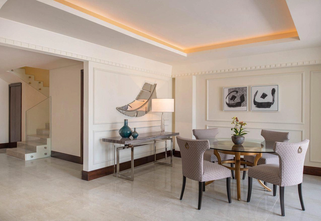 Complex of furnished townhouses on the seafront with a hotel and swimming pools, Doha, Qatar