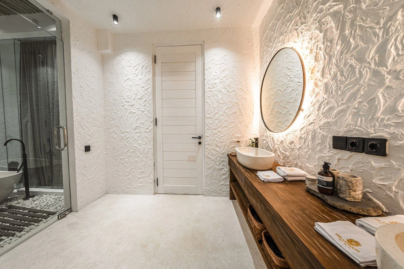 位于巴厘岛中心优越地段的别墅