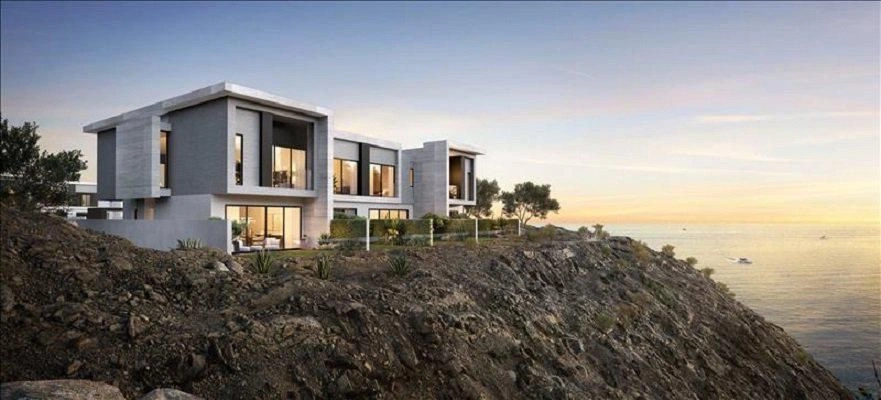 New villa complex with swimming pools, beach and golf course, Muscat, Oman