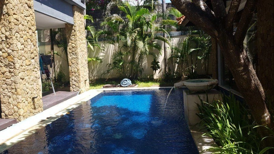 Cosy villa 200 m² with large grounds in South Denpasar, Bali