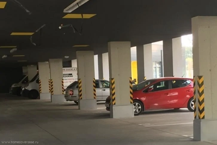 ब्रातिस्लावा, स्लोवाकिया में नई इमारत में एक बेडरूम का अपार्टमेंट