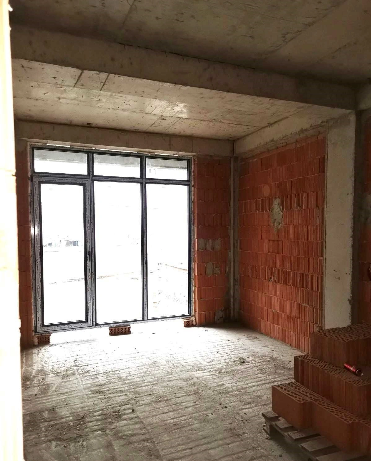 त्बिलिसी के Vera जिले में 3+1 अपार्टमेंट