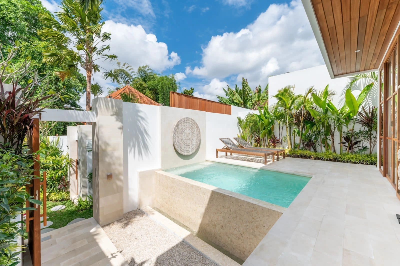 Very cozy 1+1 villa near the beach