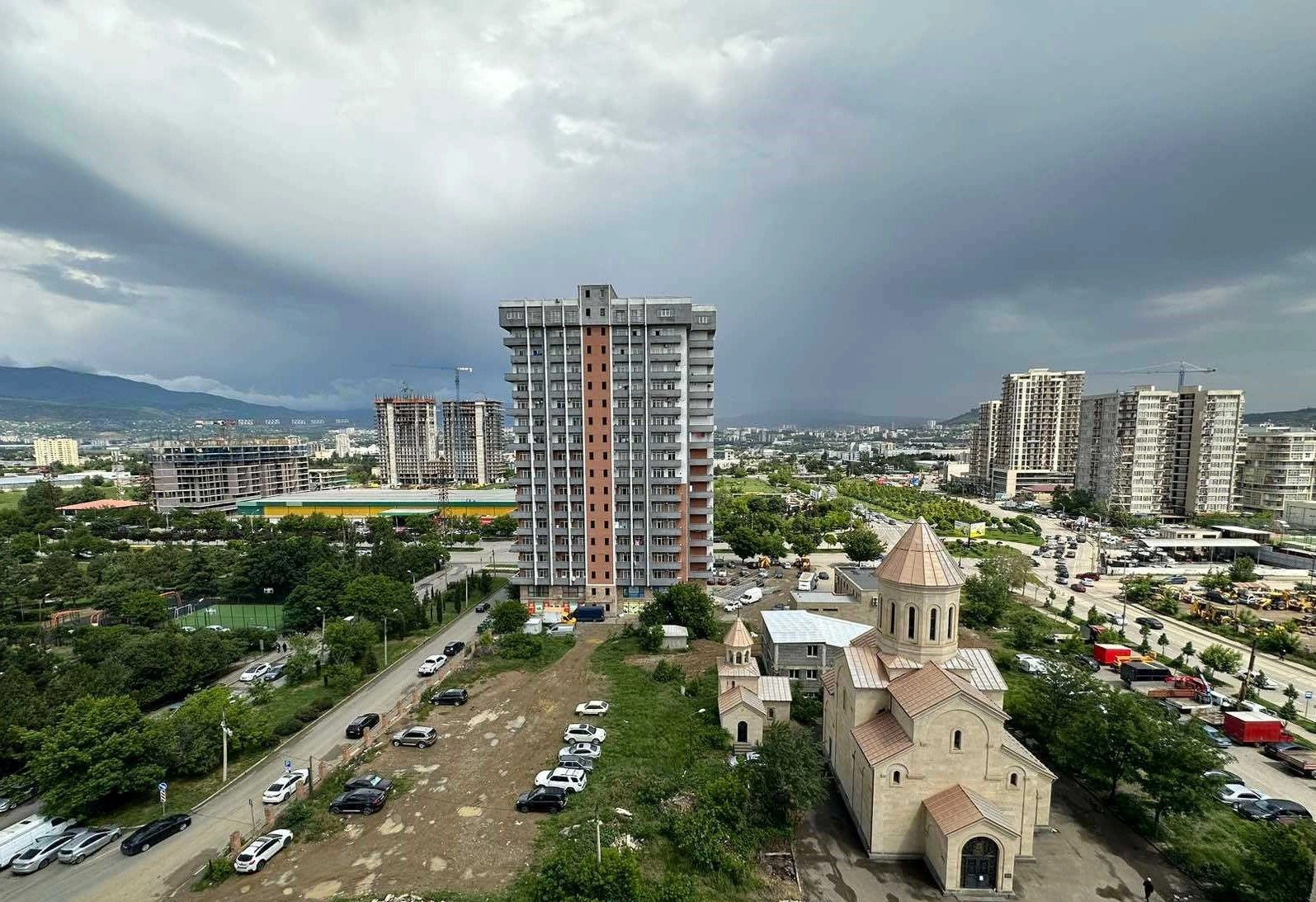 Furnished apartment 84 m2 with beautiful views