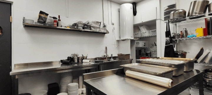 Restaurant in Sololaki, on Amagleba Street