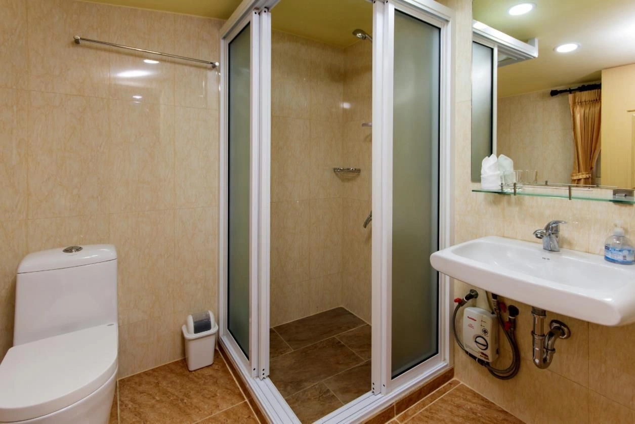 Panoramic villa 4+2 with large plot and swimming pool