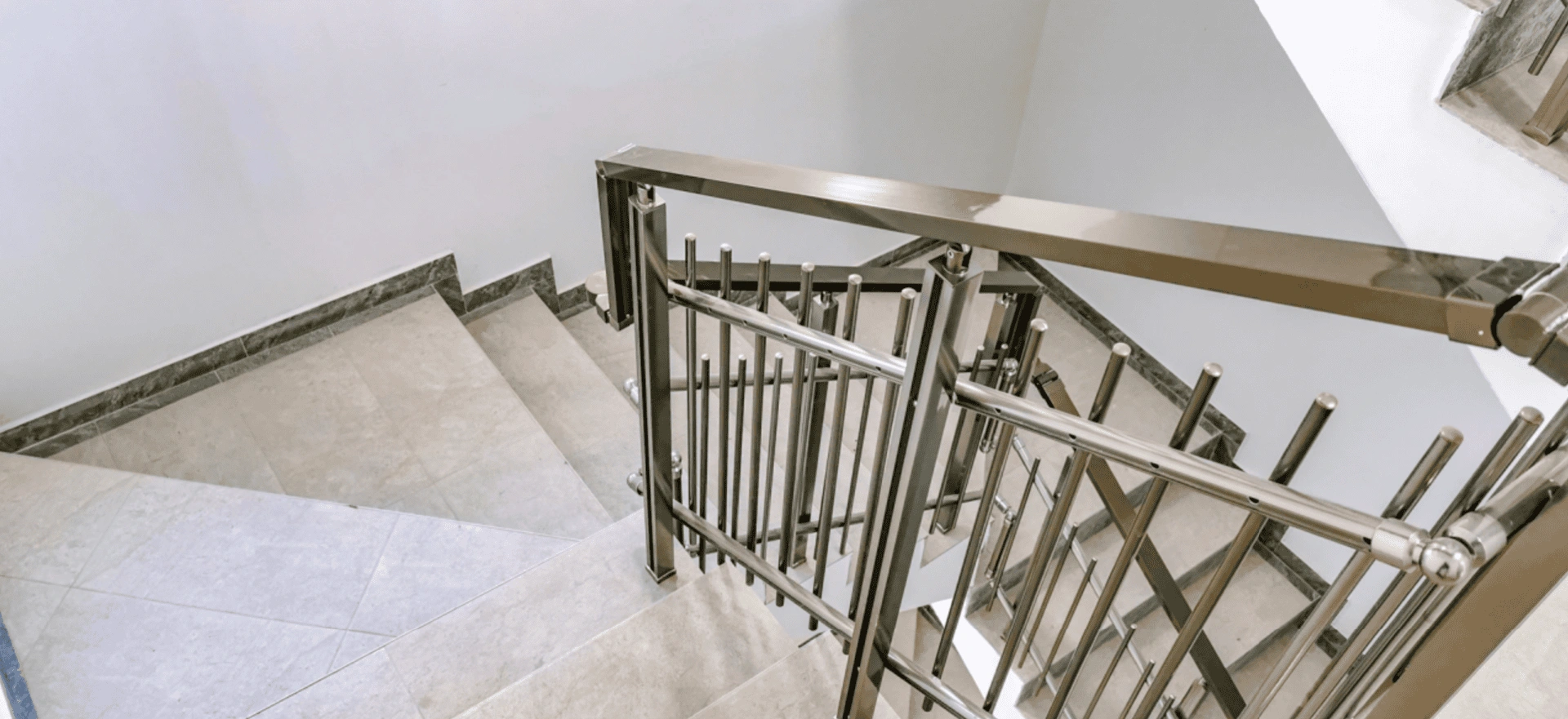 New complex of eight 4-storey houses in Belgrade