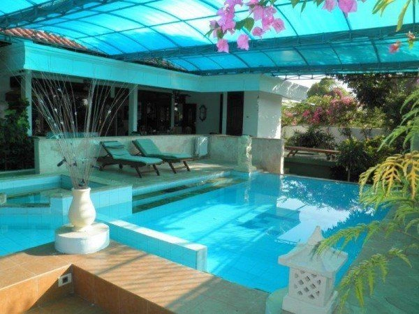 Villa in Nusa Dua with 6 bedrooms