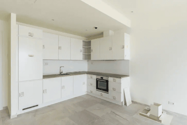 شقة واسعة 1+1 على ضفاف لستيتسا باي