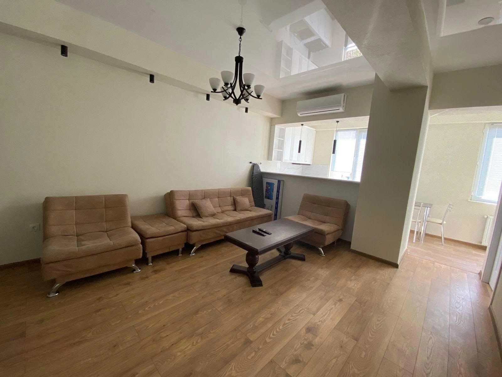 الشقة 2+1 مشرقة، وموقعها جيد في منطقة سابورتالو