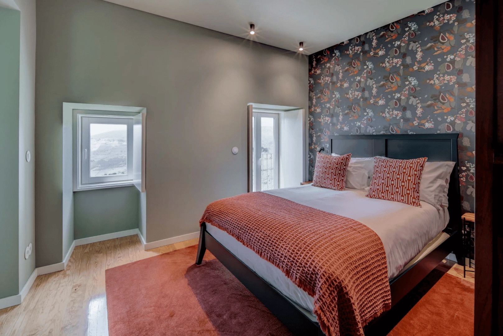 Farmhouse in the heart of the Alto Douro wine region