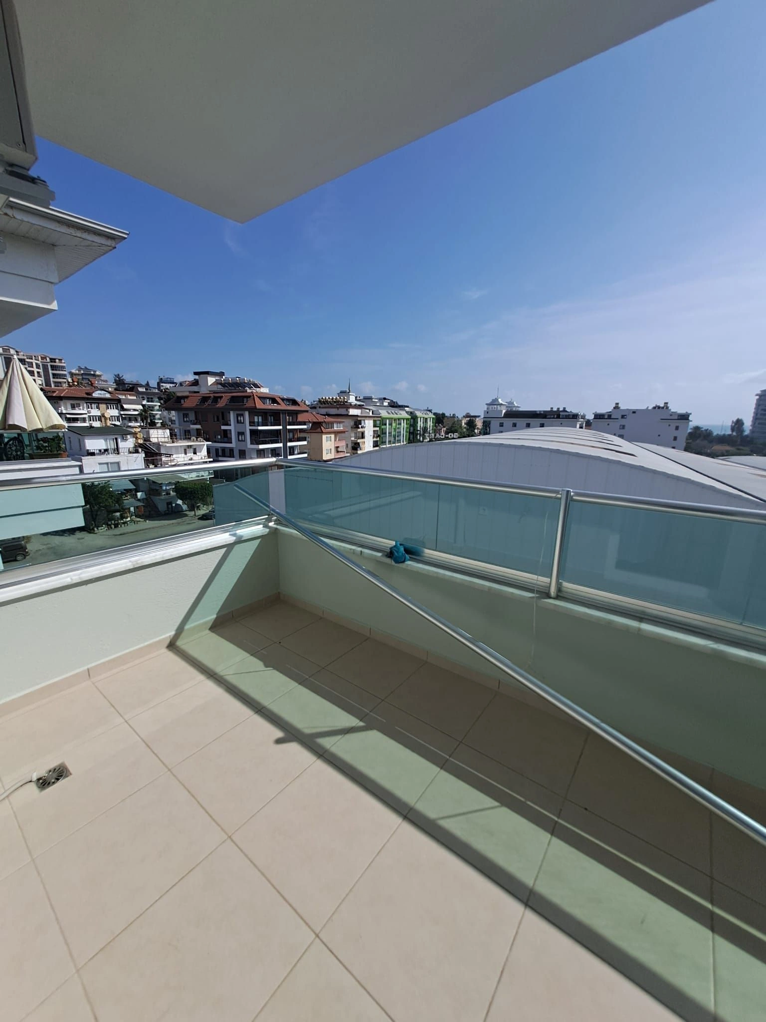 Apartment 4+1 with sea view