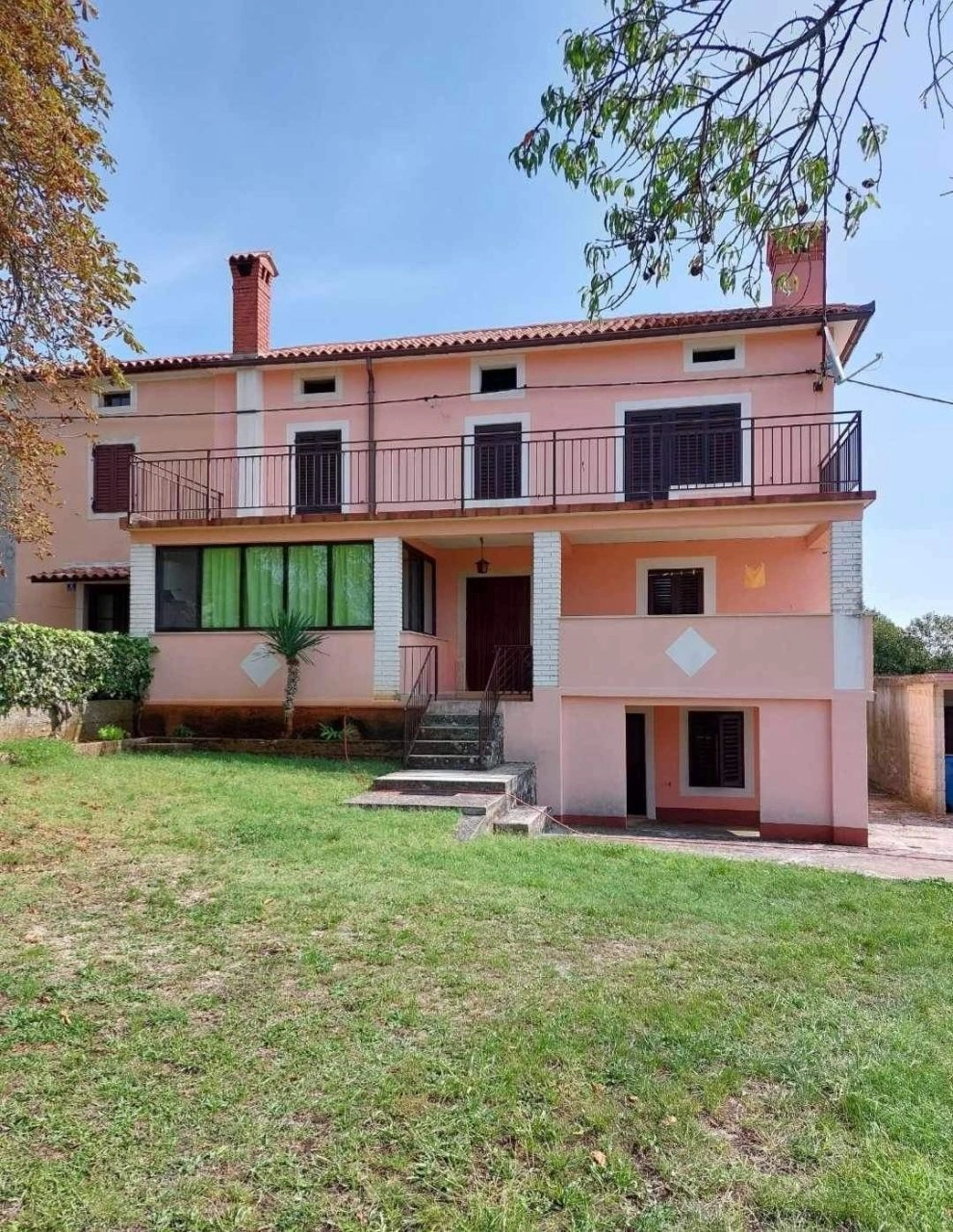 Family house with sea view in the vicinity of the Barbana, 200 m2