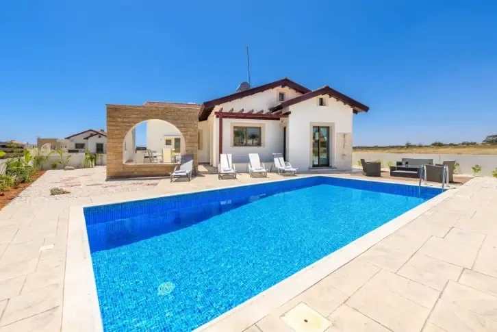 Beautiful Bungalow with Sea View in Ayia Thekla, Cyprus