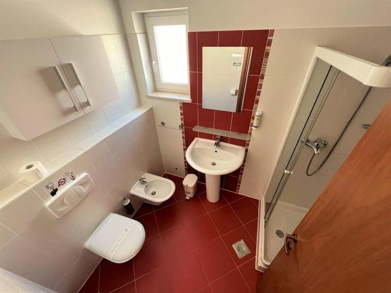 Apartment 70 m2 with furniture 150m from the sea