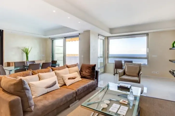 Apartment of 122 m2 in Les Abeilles residence, Monaco