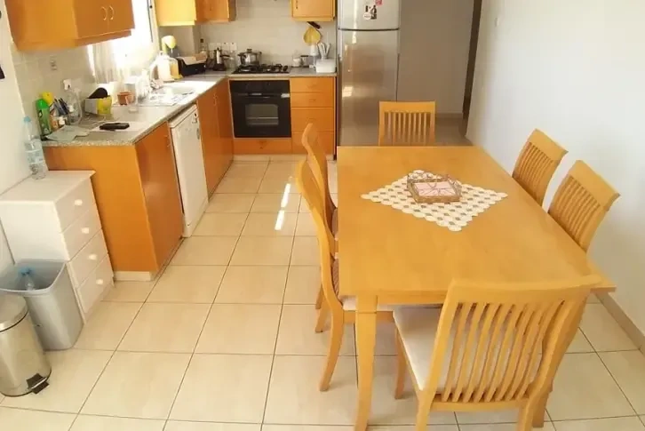 Apartment 96 m2 for living in Paralimni