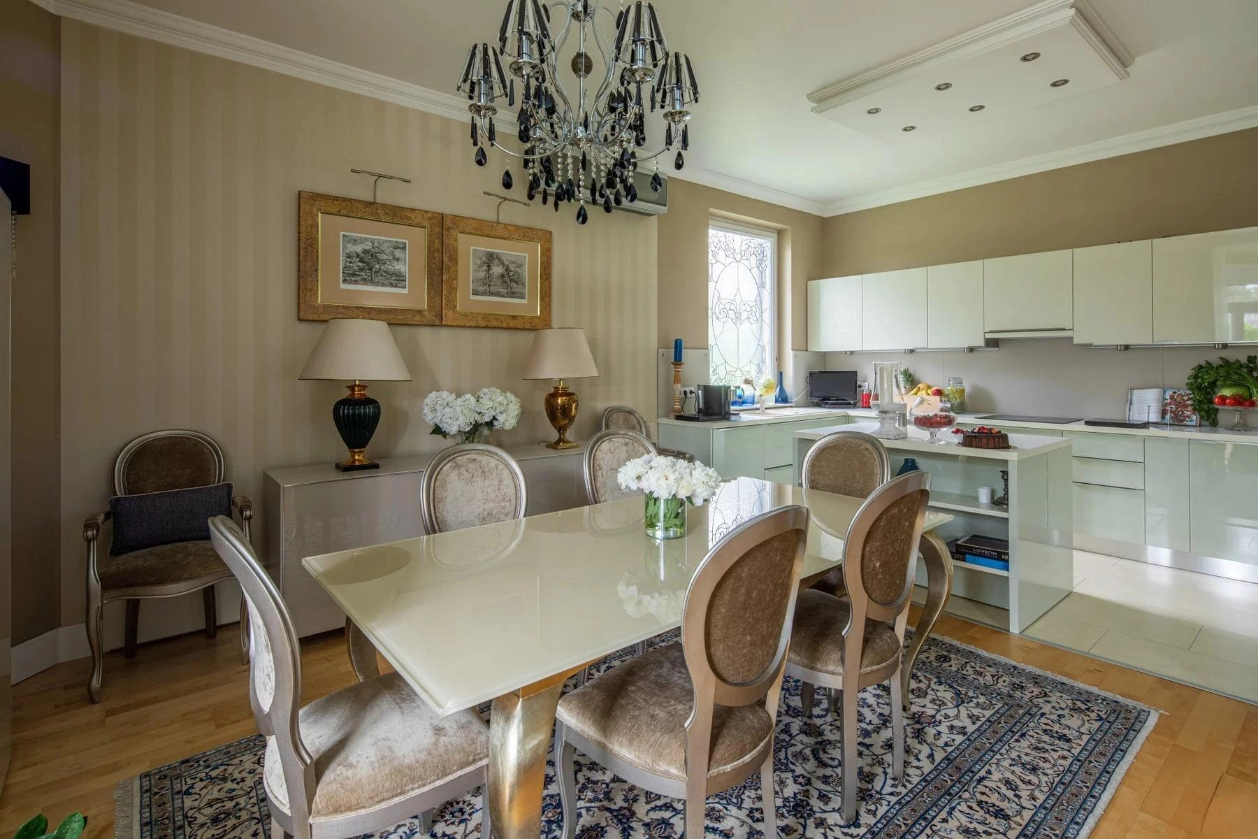 Alfeld'de 10 odalı büyük aile evi