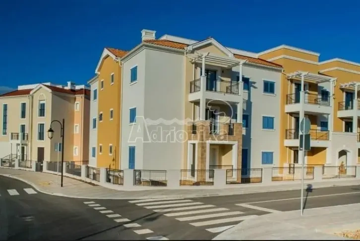 اشترِ سكنًا في مونتينيغرو ✅ شقة في لستيتسا مقابل 420000 €