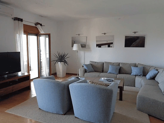 شقة 95 م2 بالقرب من البحر في زنجيس