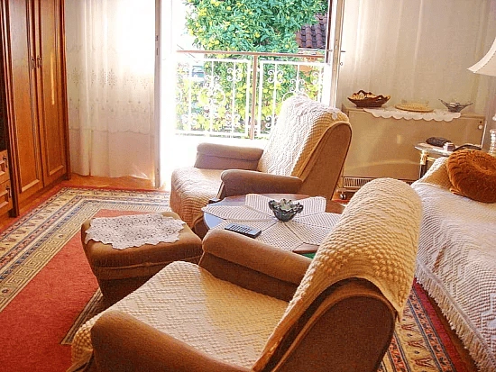 Villa 100 m2 on the second line from the sea in Baosici