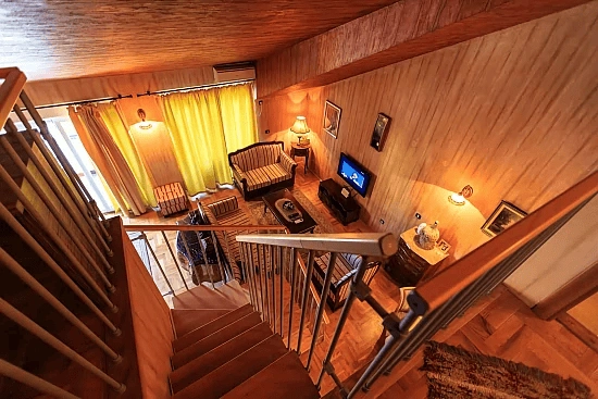 Apartamento 2+1 en la zona de Skaljari, Kotor, Montenegro