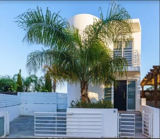 Geräumiges Haus mit 107 m2 im Raum Ayia Napa