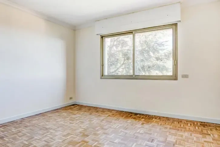 Apartamento iluminado 2+1 com acesso à terraço em Monte Carlo