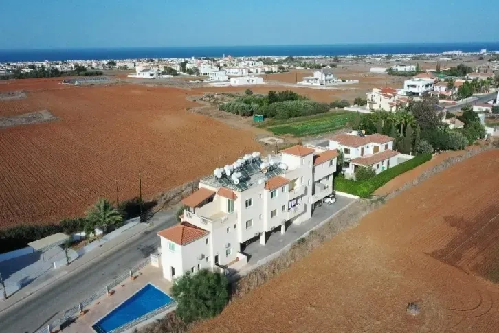 2 Bedroom Ground Floor Apartment in Paralimni