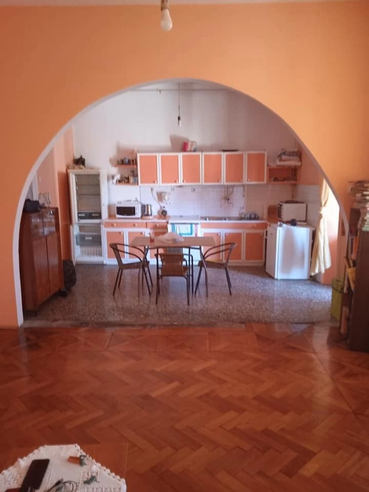 Pula merkezinde 114 m2 alana sahip 2+1 daire