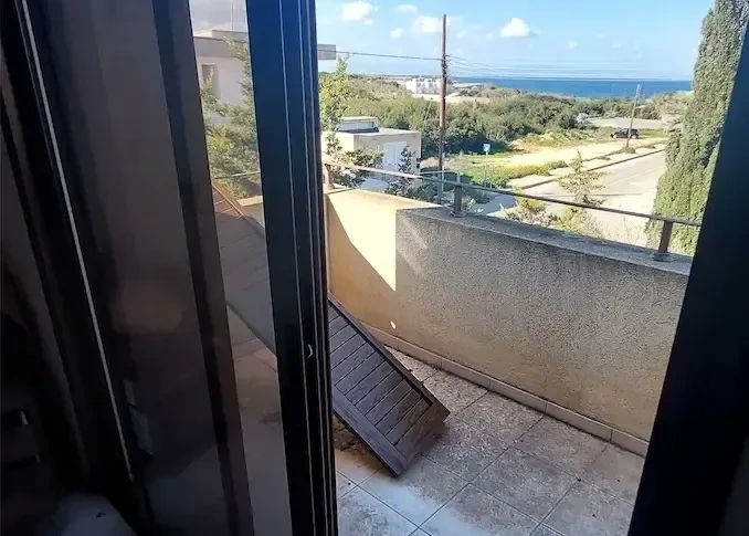 Villa mit 179 m2 und Meerblick im Gebiet Blue Water Bay