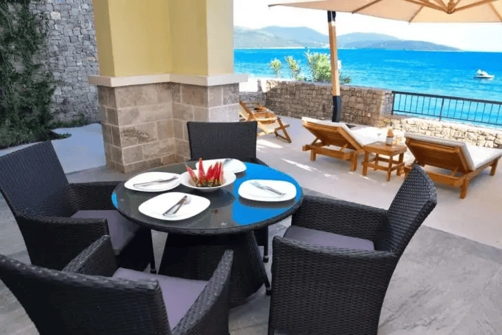 شقة فاخرة 105 م2 في لستيك