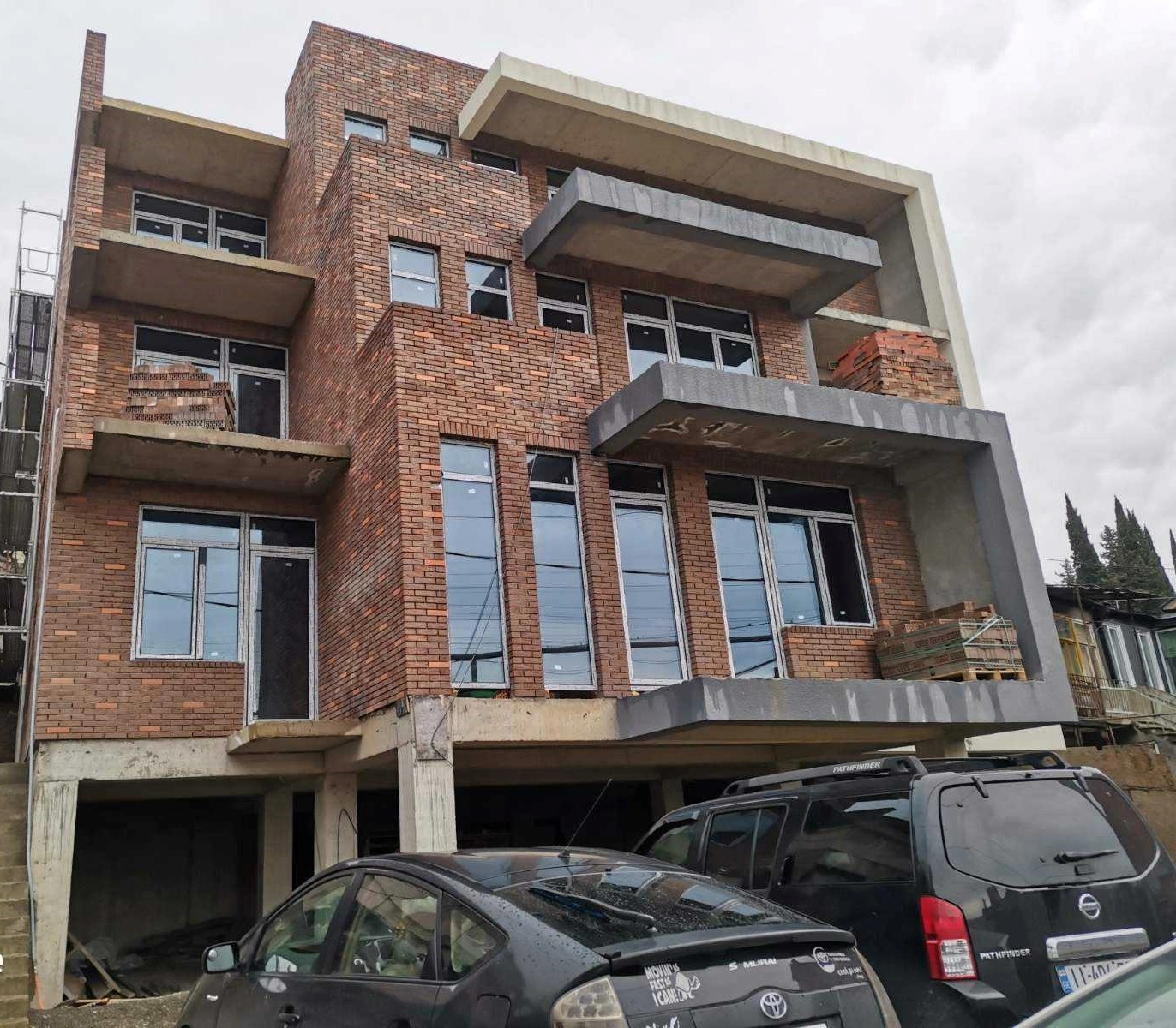 त्बिलिसी के Vera जिले में 3+1 अपार्टमेंट