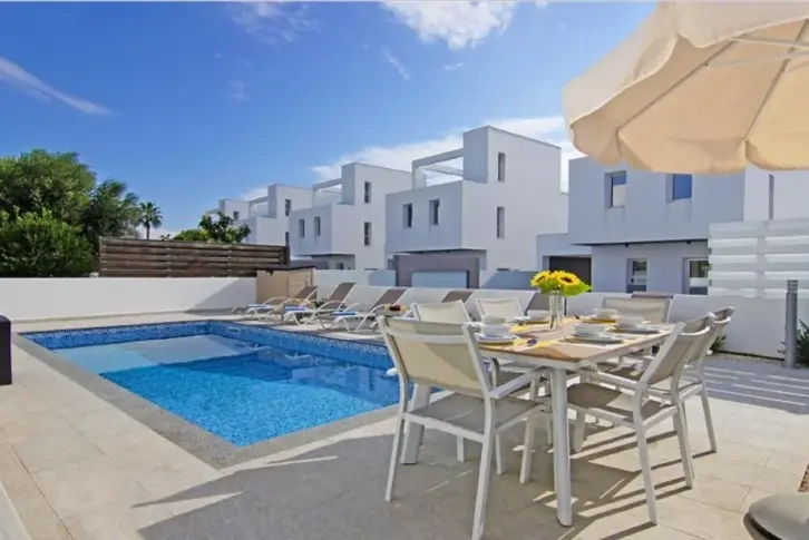 Maison à Ayia Napa pour 495k € ✅ immobilier à Chypre
