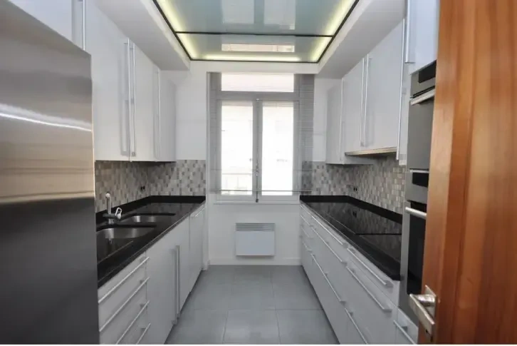 Duplex-Penthouse mit 300 m2 in der Villa San Carlo, Monaco