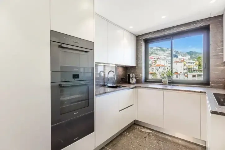 Apartment of 225 m2 with sea and port views, Monaco
