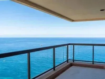 Apartment of 160 m2 with panoramic sea view, Monaco