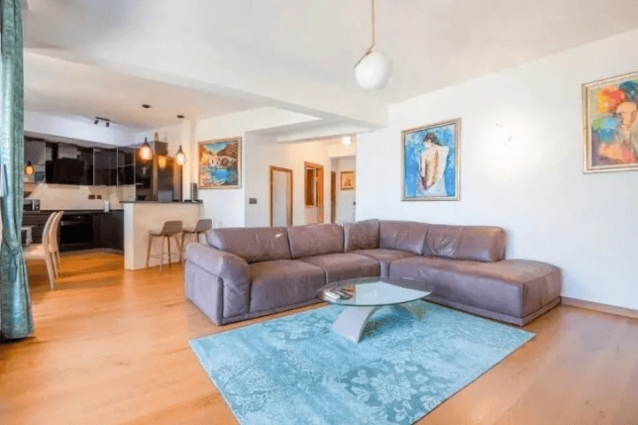 Apartamento de luxo de 78 m2 com vista panorâmica para o mar em Kotor