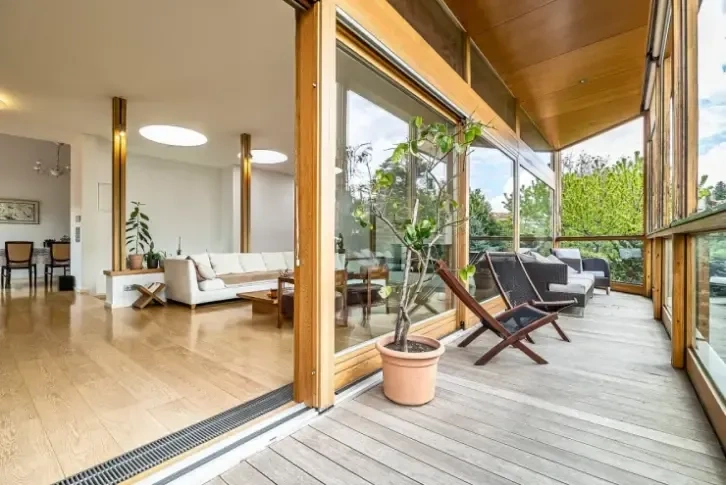 Villa in einer angesehenen Gegend mit Blick auf Medvednica, Zagreb