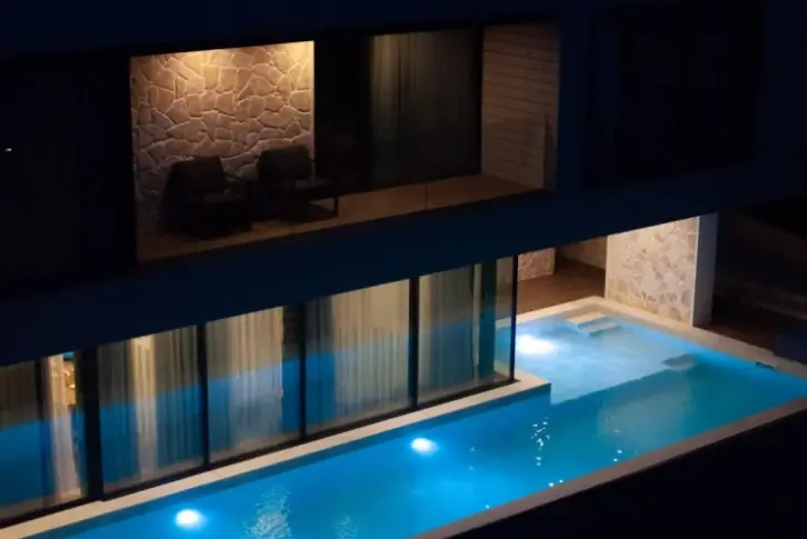 Villa in 500 Metern Entfernung zum Meer in Funtan, Istrien