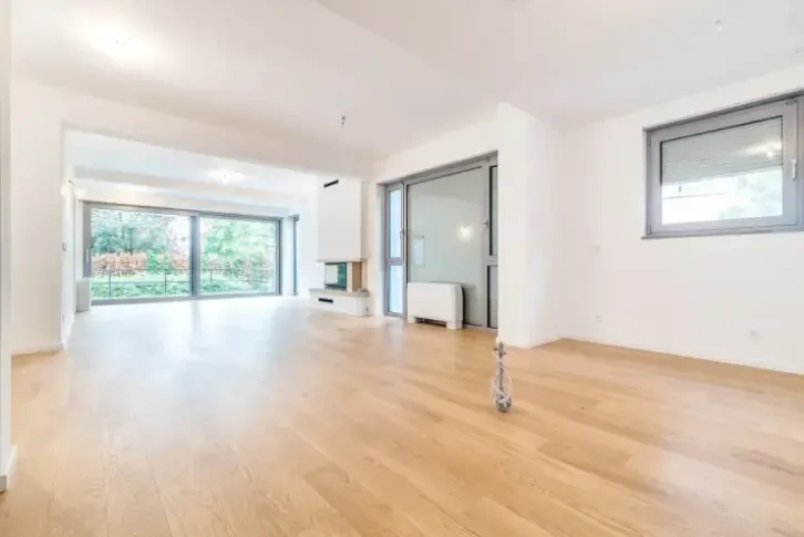 Zwei-Zimmer-Wohnung in Zagreb mit Panoramablick auf die Stadt - 722.000 €