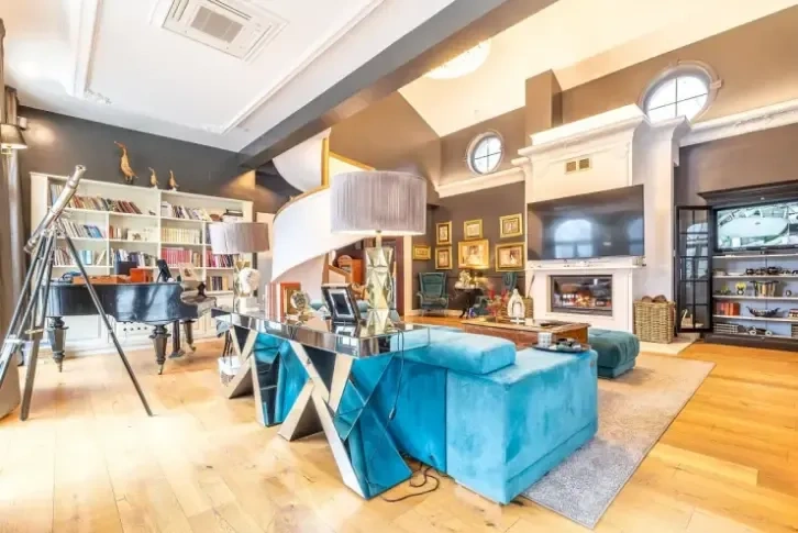 Villa con amplio salón y terraza en Zagreb - 1,600,000 €