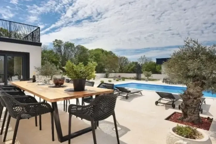 Villa with a large garden in Krnica, Croatia