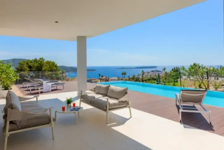 Luxury villa 300m2 with pool in Dalmatia, Croatia