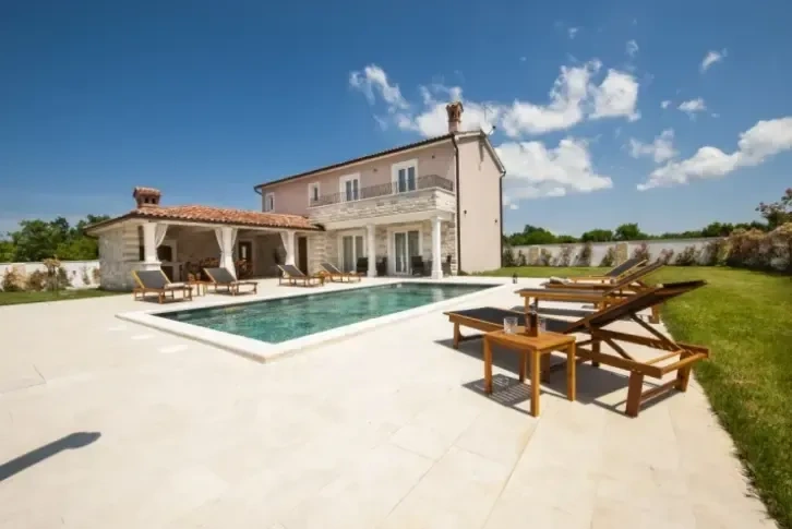 Villa in a quiet area in Debeluhi, Croatia