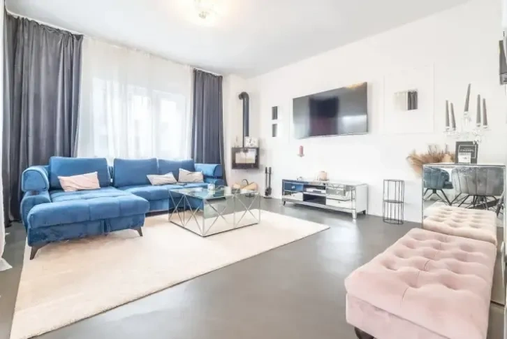 Villa con piscina y sauna en una zona prestigiosa de Zagreb - 800,000 €