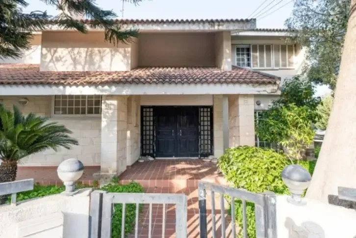 1-storey cottage 350 m2 in Nicosia