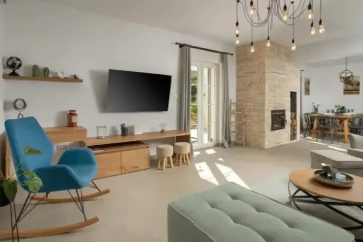 Вилла с большим садом в Дрвенике, Хорватия